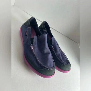 Women's Purple & Blue Slip On Crocs Shoes 9M